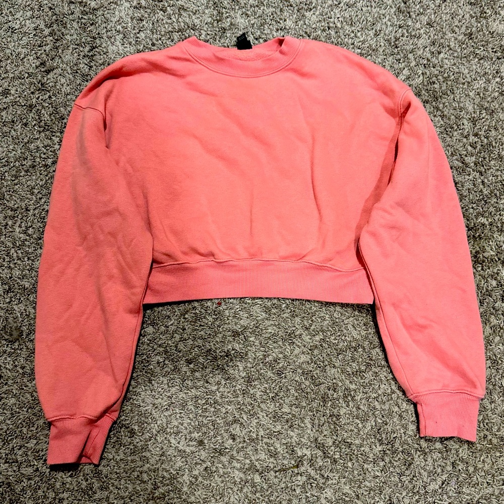 Pink cropped crewneck